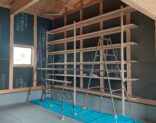 つくばみらい市／車庫の内壁作業に入ります。